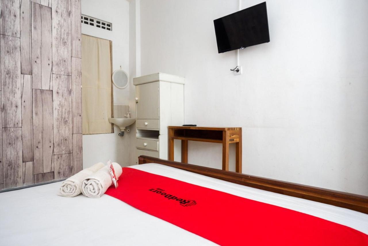 Reddoorz Syariah Near Plengkung Gading 2 Hotel Джокякарта Екстериор снимка