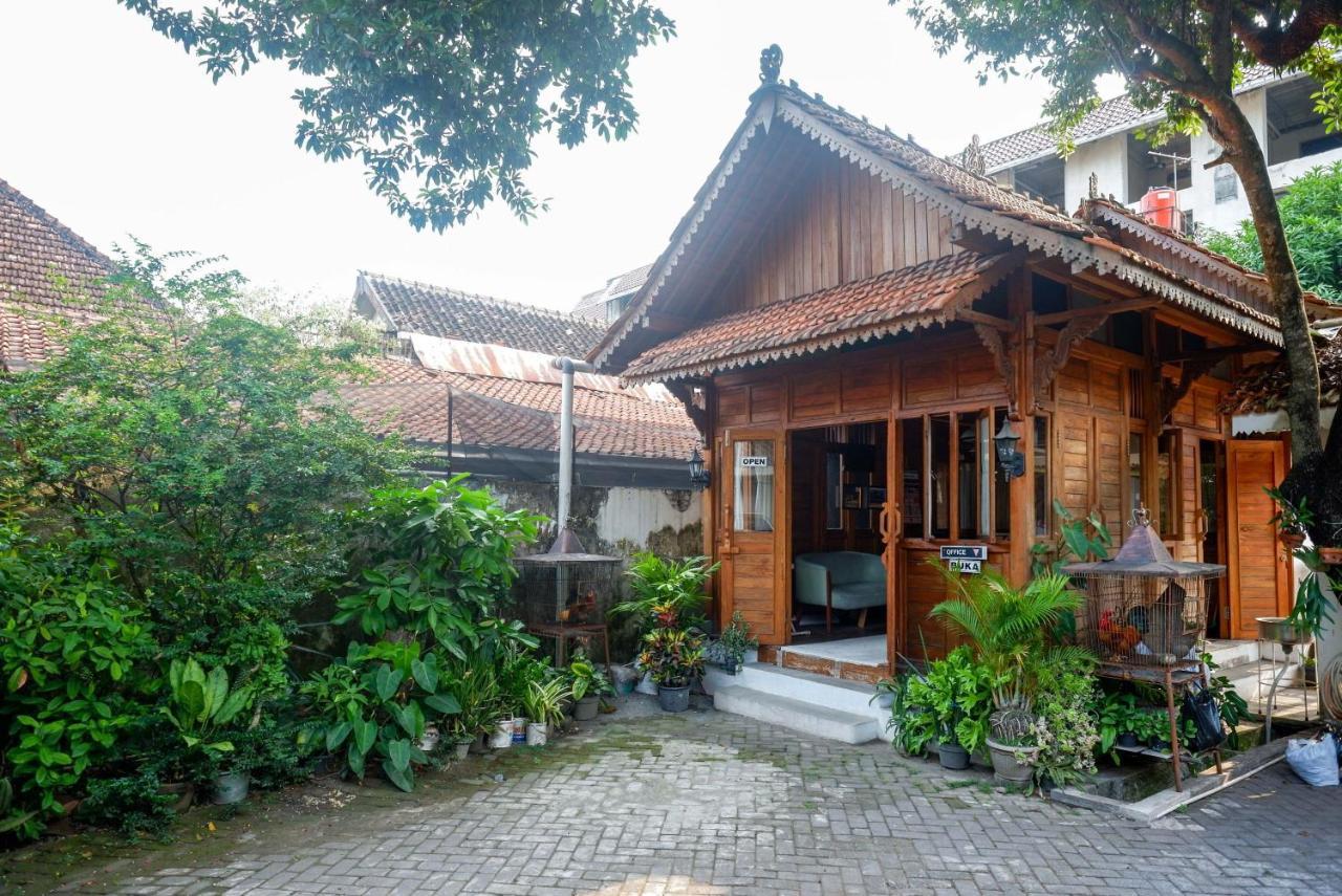 Reddoorz Syariah Near Plengkung Gading 2 Hotel Джокякарта Екстериор снимка