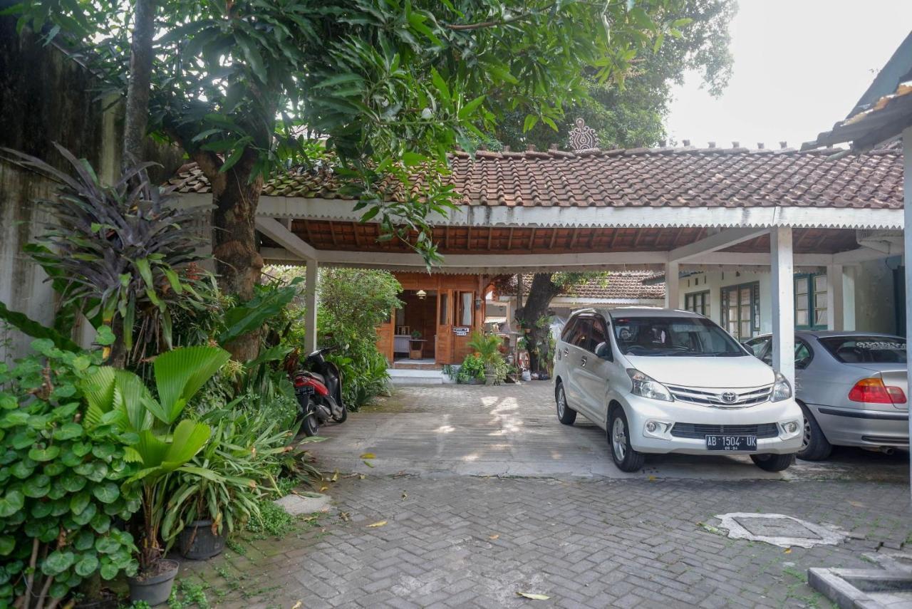 Reddoorz Syariah Near Plengkung Gading 2 Hotel Джокякарта Екстериор снимка