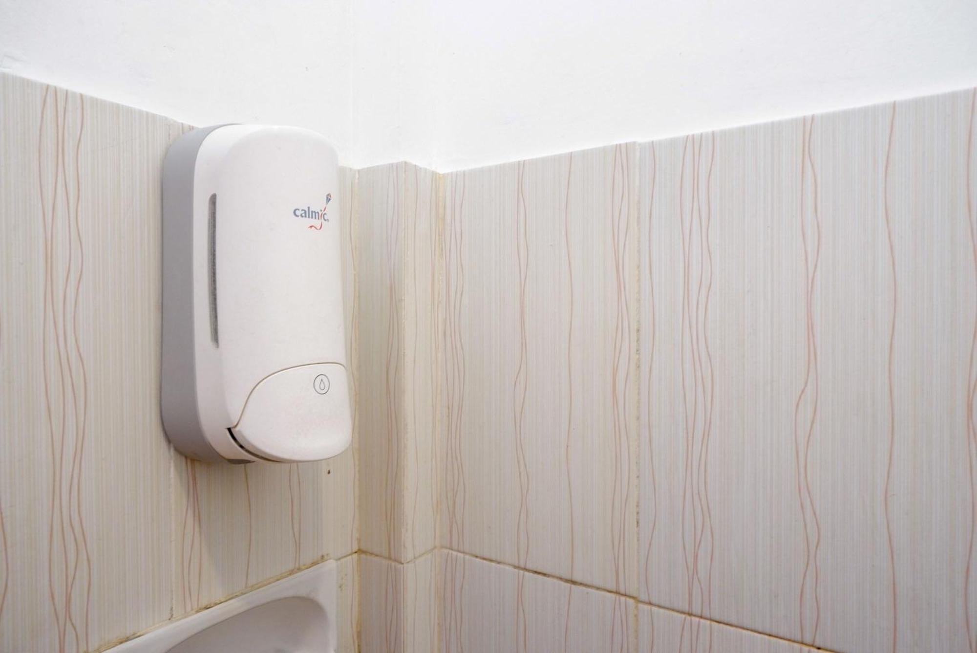 Reddoorz Syariah Near Plengkung Gading 2 Hotel Джокякарта Стая снимка